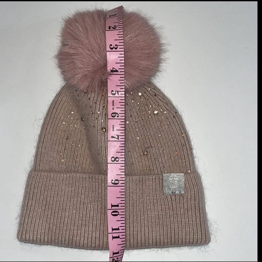 FURLUX Wool and Cashmere PomPom Blush Beanie
NWT - Picture 9 of 9